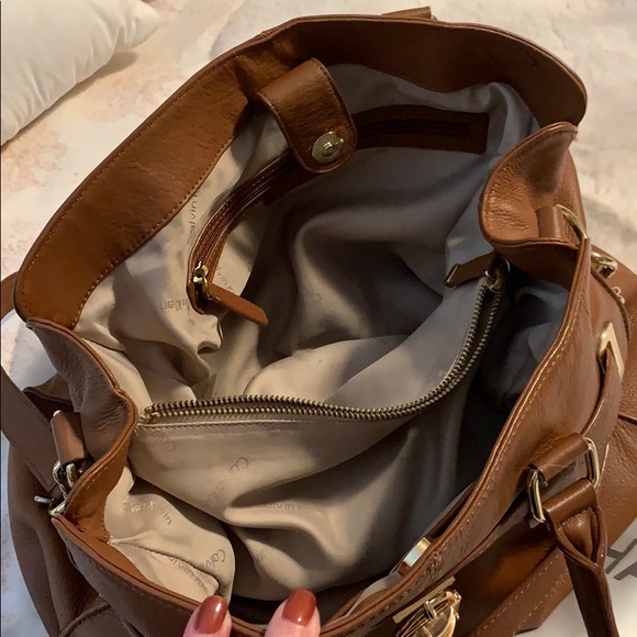 Michael Kors purse - Picture 4 of 9